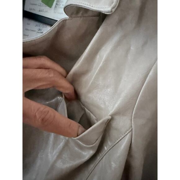 Lamarque Women's Katija Faux Leather Chic Cropped Coat Belted Waist Snap Closure - Picture 6 of 13